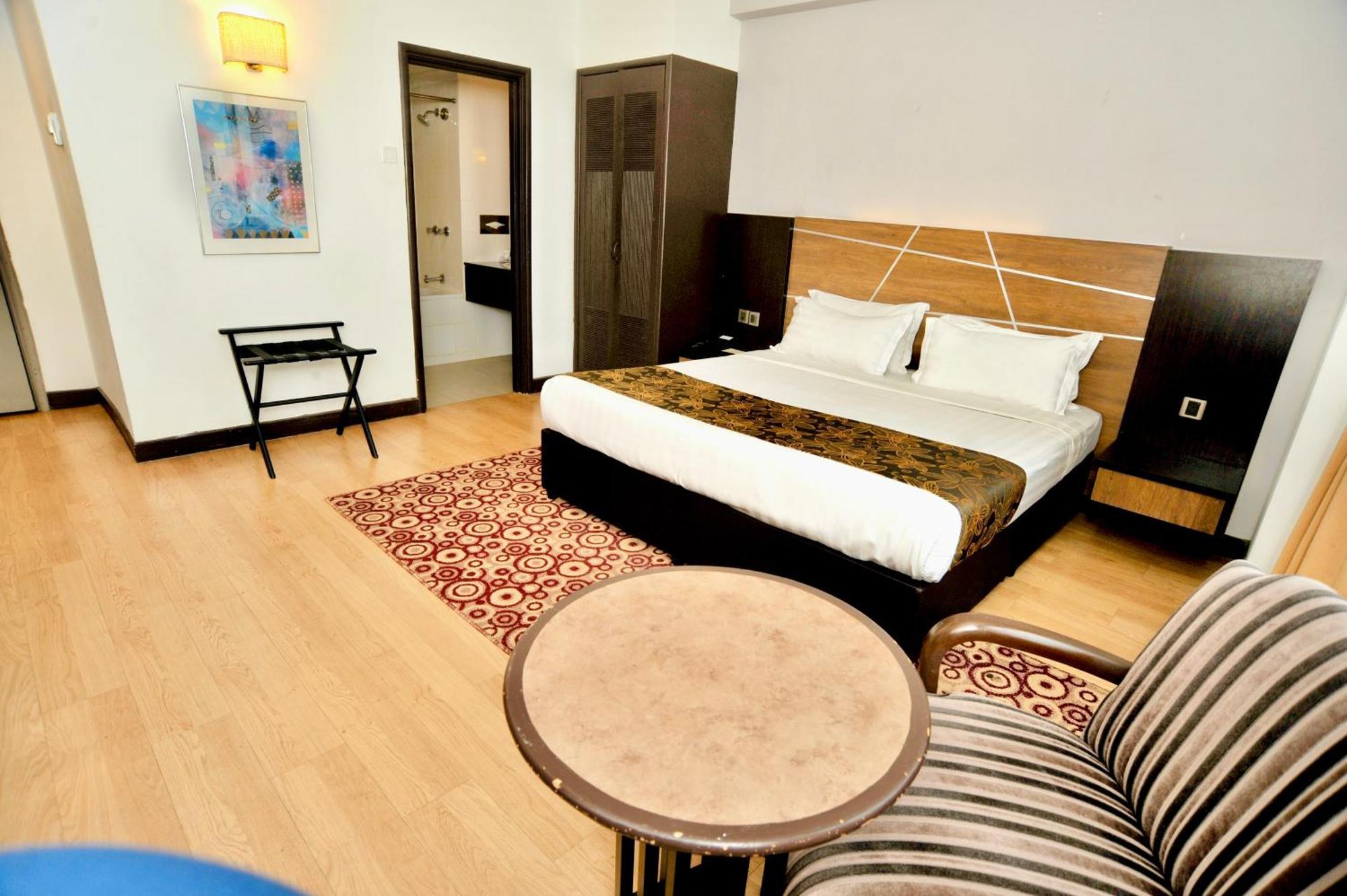 Regalpark Hotel קואלה לומפור מראה חיצוני תמונה